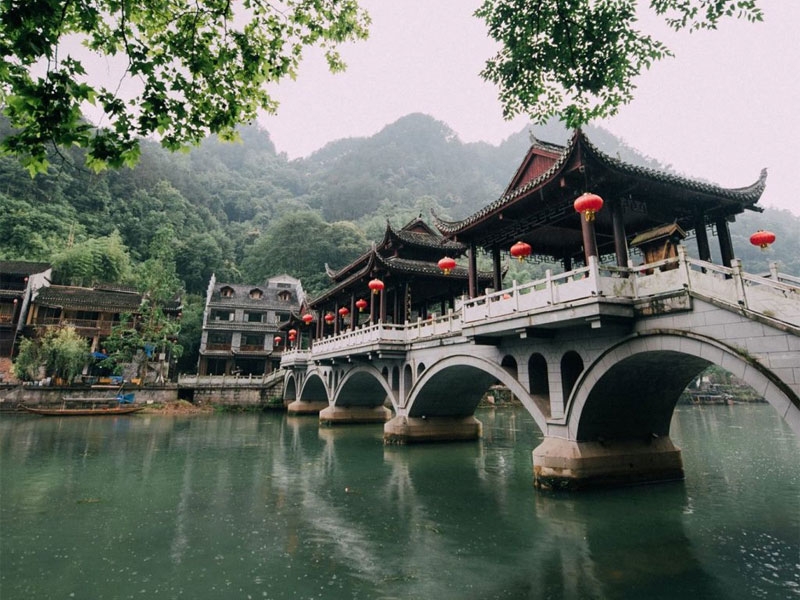 TOUR TRUNG QUỐC : TRƯƠNG GIA GIỚI – PHƯỢNG HOÀNG CỔ TRẤN