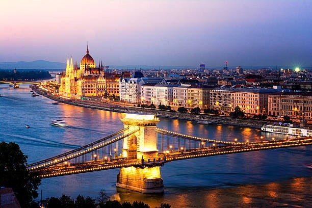 TOUR CHÂU ÂU - ĐÔNG ÂU: ĐỨC - CỘNG HÒA SÉC - SLOVAKIA - HUNGARY - ÁO