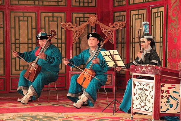 TOUR TRUNG QUỐC - NỘI MÔNG: HOHHOT - THẢO NGUYÊN HY LA MỘC NHÂN - TƯƠNG SA LOAN - ORDOS - LĂNG THÀNH CÁT TƯ HÃN